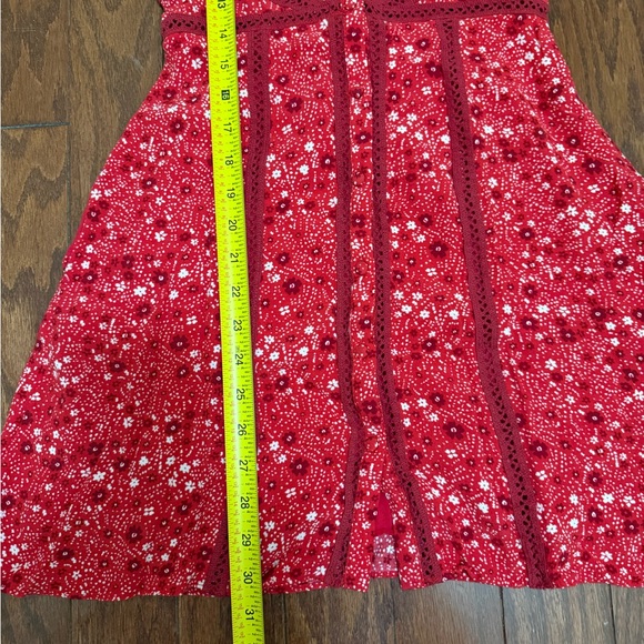 Free People XS Red floral mini dress boho cottagecore puff sleeve lace trim - Picture 3 of 6